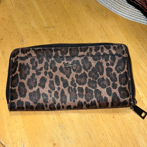 Mathew & Julian cheetah print wallet - Picture 1 of 6